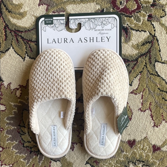 Laura Ashley Textured Plush Cream Memory Foam Slippers - Picture 11 of 11